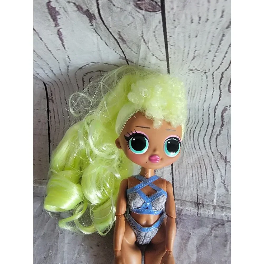 LOL Surprise OMG Lady Diva Fashion Doll 9in Incomplete As Is